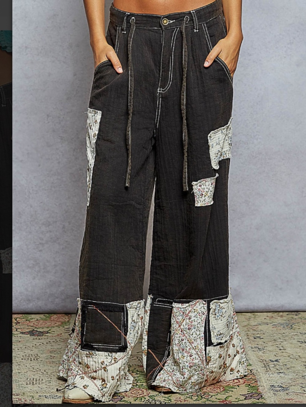 🎉 POL “ Finland 3 “ POL Pants in Denim with Patchwork & Embroidery Detail 94